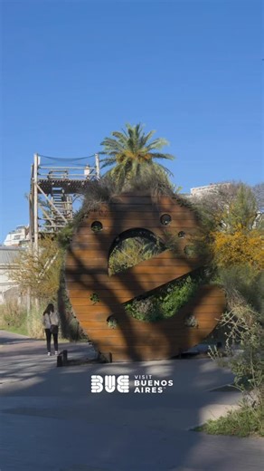 The @ecoparqueba de Buenos Aires is a green lung dedicated to the conservation of native species and environmental education. An ideal plan to connect with nature and enjoy the City surrounded by plants, animals, and lots of greenery. 🌳🦒 – El @ecoparqueba de Buenos Aires es un pulmón verde dedicado a la conservación de especies autóctonas y la educación ambiental. Un paseo ideal para conectar con la naturaleza y disfrutar de la Ciudad entre plantas, animales y mucho verde. 🌳🦒 #BuenosAires #T