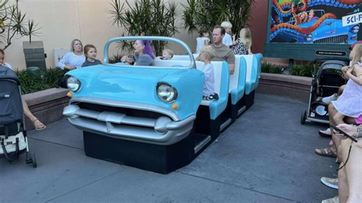 Sci-Fi Dine-In Photo Op Car Repainted and Back at Hollywood Studios | Chip and Company