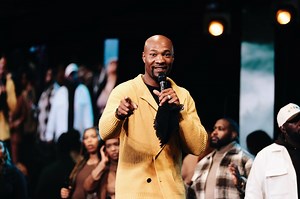 30K views · 1.1K reactions | It’s go time! Stop complaining and start leading. The world needs answers—be the solution. When you solve problems, opportunities will always find you.  Watch the full sermon 'The Strength To Climb' on YouTube at #KeionHendersonTV #Leadership #Purpose #LHNation #MindsetMatters | Keion Henderson | Facebook