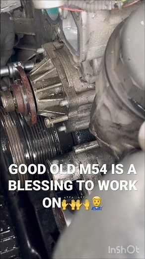 BMW M54 water pump trick👨‍🔧 #bmw #mechanic #m54