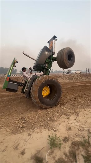 ✌️Surender_Mehla✌️ on Instagram: "Mehla tractor work shop #new #newmusic #newreels #newreel #popular #trendingreels #trend #reelsinstagram #reels #trending"
