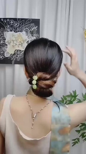 136K views · 1K reactions | Tutorial menata rambut le kantor atau ke acara formal #hairdo #hairtutorial #hairstyle #tutorialrambut #tutorialsanggul #fb | Elsy olshop | Facebook