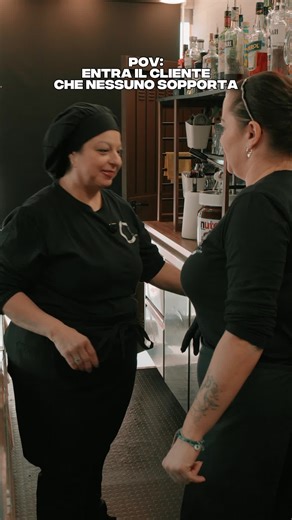 ahiaaa😬😬😬😬😬 #antonellina4president #cornercafemilano #ilbardiquartiere