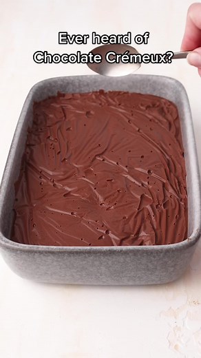 Delicious Chocolate Cream Recipe for Pastry Enthusiasts