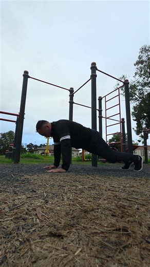Push ups + giro 180 °🔥
