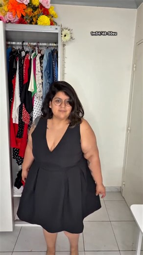 Letilor | Mode Curvy & Lifestyle | Conseil en image • Feel good | Elle compresse trop à la poitrine.Robe XL avec jupe évasée de chez H&M #plussize #grandetaillevêtements #grandetaille #curvy | Instagram