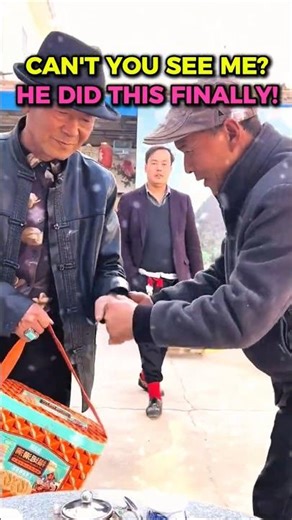 친구 집에서 투명인간 취급당하던 남자가 결국 참다못해 저지른 기막힌 행동 #helpothers #kindness #inspiration #dontjudge #fakefriends
