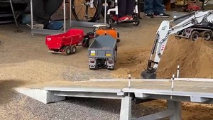 5K views · 207 reactions | RC Tractor CLAAS Xerion #tractor | Bruder Hračky - RC Toys 4 Kids - Youtube Channel | Facebook