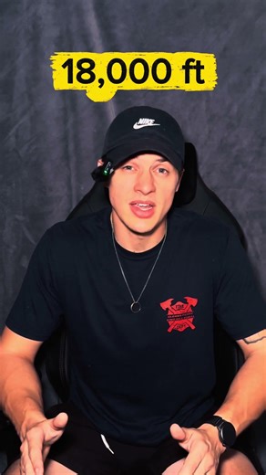 The Diamond DA42 Twin Star is one o#DiamondDA42 #TwinStar #AviationLife #PilotTraining #MultiEngine