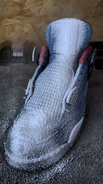 How to Clean Jordan 4 Travis Scott’s 🧼