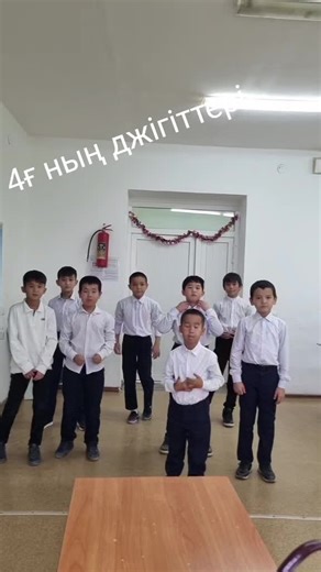 Ажар Бисенгалиқызы (@ajar0501)’s video of kiss under the fireworks for 4th of july