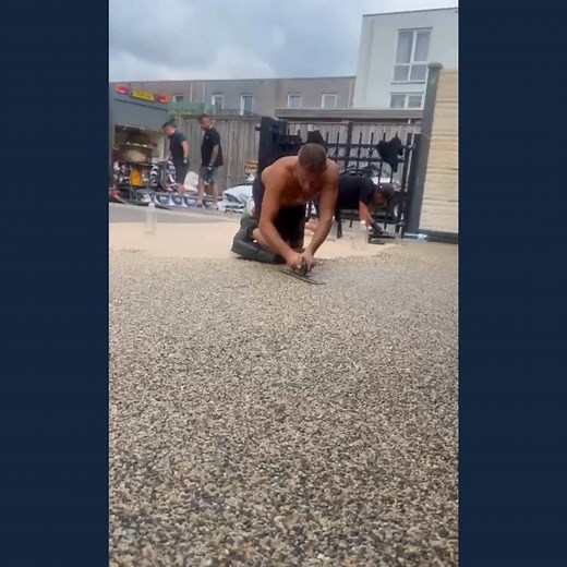 How much should a new resin driveway cost?? £4,997 or £14,997??...