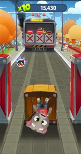 Talking Tom at China version Raccoonz BOSS Fight - Talking Tom Gold Run shorts - mwg #goldrun #funny