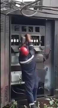 Electric epic fail boom