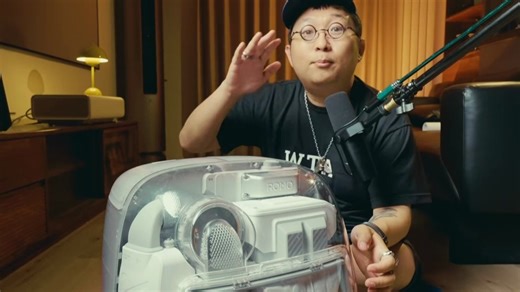 7天扫地机高强度实测，大疆ROMO翻车了吗？🚨别再说大疆只会飞了！_这台【ROMO扫地机器人】，能拐弯、避屎、认猫砂，_我实测15mm电线都不缠，猫砂狗粮一遍