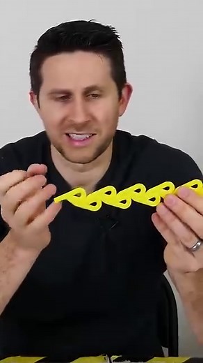 Drinking through a Tesla valve straw