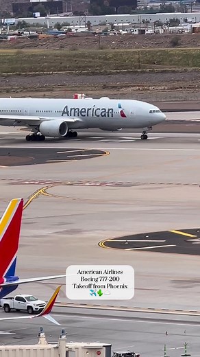 13K views · 249 reactions | American Airlines Boeing 777-200 ER with a powerful takeoff out of Phoenix Sky Harbor! ✈️#boeing #boeing777 #b777 #b777200er #boeing777200 #boeing777lovers #boeinglovers #avgeek #aviation #aviationgeek #aviationlife #aviationdaily #aviationlovers #aviationreels #planespotting #planespotter #instagramaviation #aviationworld #americanairlines #phoenixaz #phxskyharbor | Klowphotography | Facebook
