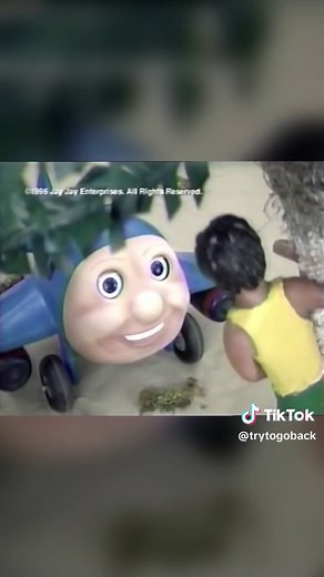 Jay Jay the Jet Plane was certainly one of the weirder kid’s shows that I watched growing up. #fyp #nostalgia #PBSkids #2000s #2000snostalgia #2000sthrowback #cyberchase #jayjaythejetplane #kidshows2000s