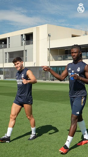 🎂 Happy birthday Fran! 🥳 ¡Feliz cumpleaños Fran! 🤍🗣️ Admin & Camavinga | Real Madrid C.F.