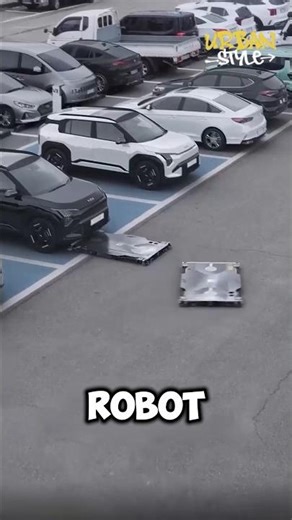 How This Robot Moves Cars in Seconds ⁉️