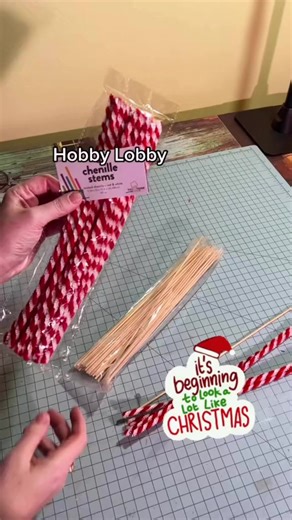 211K views · 2K reactions | A simple craft to use for your wreath or Christmas tree. #christmastreedecorating #christmascrafting #christmascrafts #christmaswreath | Tina's Country Door | Facebook