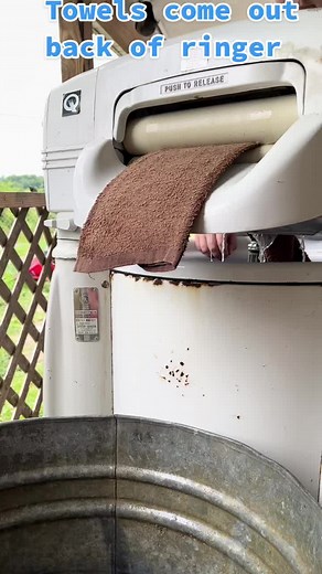 Wringer Washer: Speed Queen Laundry and Line-Drying Tips