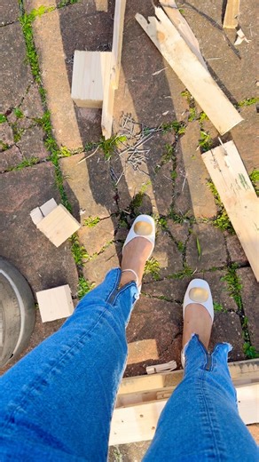 Buda Vs budi (wife 👠husband 👷🏻) hahaaa #nepali #husbandwife #funtime #husbandwifejokes