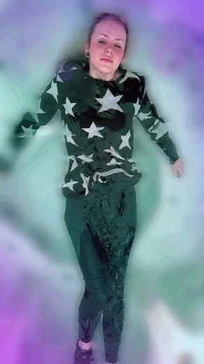 Floating in fully clothed wetlook jeans by Luce 💦
