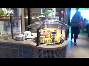 AIDAprima erste Ausfahrt Hamburg Hafen Hubert und Matthias - Frühstück Buffett 64 Markt Restaurant