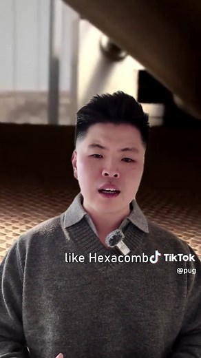 How Hexagon Packaging is reshaping the Future of Shipping Meet Hexacomb - nature's geometry reimagined for modern shipping. Like a bee's masterpiece transformed into protective packaging, these paper honeycombs are revolutionizing how we ship fragile treasures. Strong enough to cradle delicate ceramics yet light as a feather, it's making us rethink everything we thought we knew about protective packaging. #pakingduck #packaging #LearnOnTikTok #FYP #PackagingDesign #sustainability #hexacomb