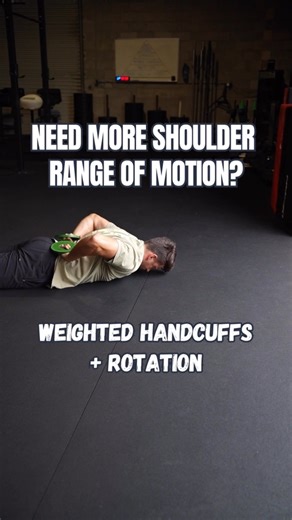 Need to upgrade your traditional handcuffs/swimmers? Hold some weight! No, seriously. If you can hammer these with no weight & at end range with ease, load it! I’m using 2.5# plates, but you can progress these as much as you’d like. No reason why we shouldn’t as long as we are working hard for full ROM & can control those positions! Add a tempo, pause, etc. to make it even more challenging. We offer 1:1 Remote Rehab Coaching and share valuable rehab tips right here! Save this post & follow for e