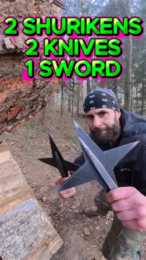 2 SHURIKENS 2 KNIVES 1 SWORD