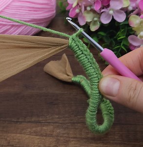 597K views · 4.3K reactions | My God!!. Incredible idea with thin socks. You will love the result. #crochet #knitting | Aslı ile sanatsal tasarımlar | Facebook