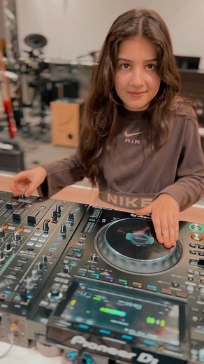 Pioneer CDJ 3000 Turntablism Scratch Session