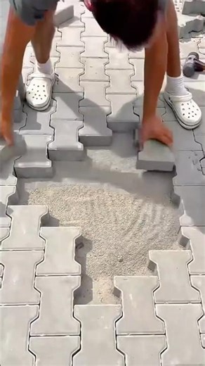Installing Interlocking Paving Blocks