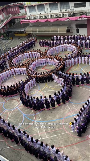watched the Sampaguita Interlude today, manifesting that i'll be walking that stage soon. 🤍 #ceu #sampaguita #escolarian