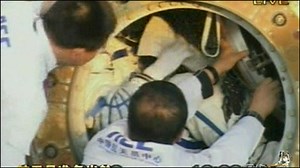 China spacecraft returns to Earth