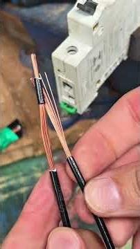 O jeito mais fácil de ligar vários fios no disjuntor 🔥⚡#Elétrica #TruqueProfissional #DIY