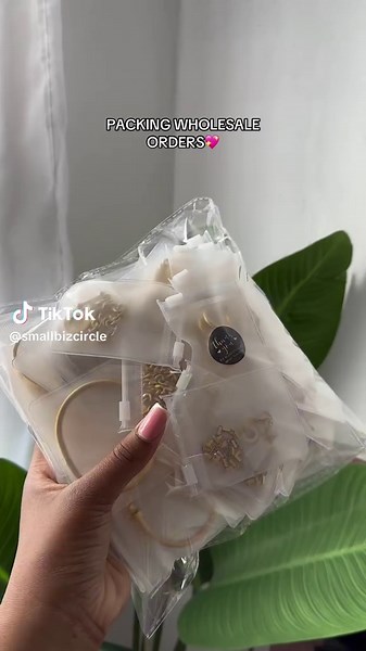 How to Start a Small Business in 2025