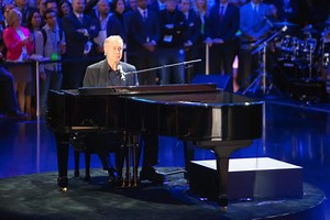 The 10 Best Bruce Hornsby Songs of All-Time