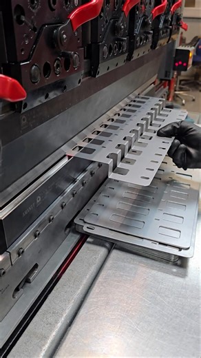 Press Brake AMADA CNC #machine 1mm