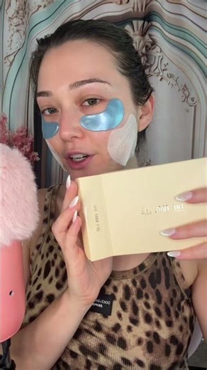 Tingly unboxing with mic brushing! #asmr #asmrunboxing #kbeauty #asmrfacebrushing #asmrbrushing