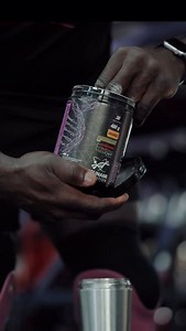 La confiance en soi n’est pas innée, elle se construit. Chaque défi relevé, chaque pas en dehors de ta zone de confort la renforce. Tu n’as pas besoin d’être prêt, tu as juste besoin de commencer. C’est l’action qui crée la confiance. As-tu confiance en toi? | Bionic Body