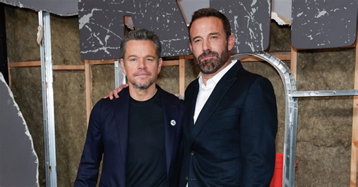 Matt Damon dévoile la stratégie de Netflix : "Répéter l'intrigue trois ou quatre fois pour ceux qui sont sur leur téléphone pendant le film"