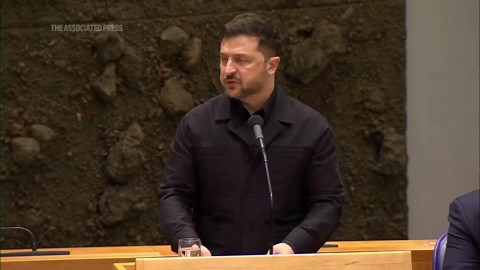 Zelenskyy addresses Netherlands parliament, says Ukraine working to bring war to an end