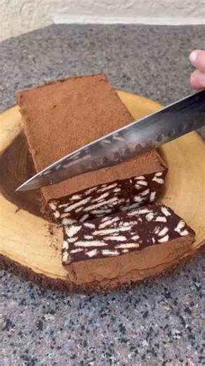 Five ingredient lazy cake dessert recipe