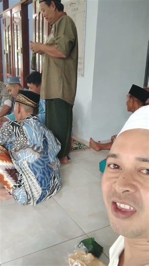 tradisi setelah sholat ied di kampungku #idulfitri2026 #storywa #selamatan #syukuran #shorts #fyp