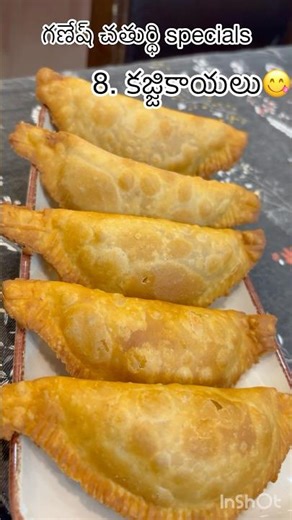 Day 8/10 Ganesh Chaturthi Specials (కజ్జికాయలు)😋