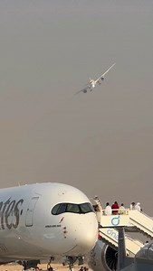 413K views · 97K reactions | A350-1000 landing at Dubai Airshow! And the Emirates A350-900 joined the shot ✈️.” #emirates #airbusa350 #dubaiairshow2025 | Fly high Aviation | Facebook