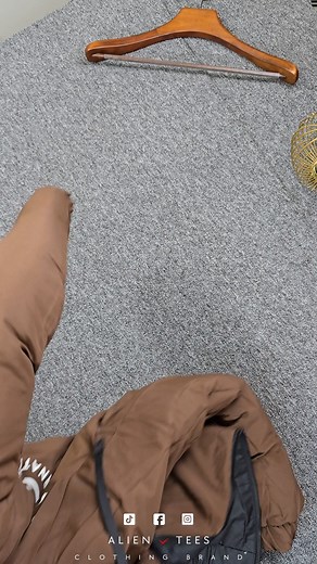 68K views · 333 reactions | IMPORTED PRODUCTS Very exclusive and lusurious 2 in 1 jacket . wa.me/+8801785979886 Size: 52-54-556-58        ৩২৫/B যাত্রাবাড়ী চৌরাস্তা , ঠিক যাত্রাবাড়ী থানার মেইন গেট এর বিপরীত এ ☎️01723-941939 | Alien Tees | Facebook